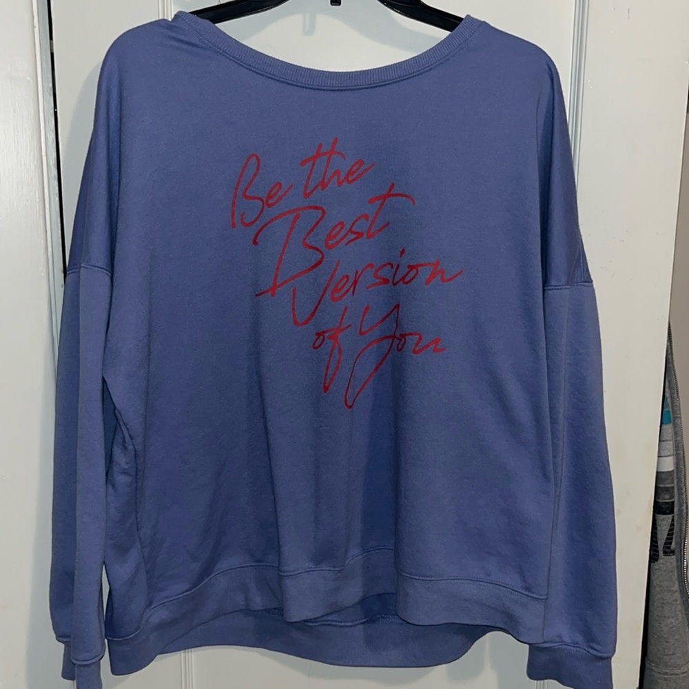 Crew neck sweatshirt with quote